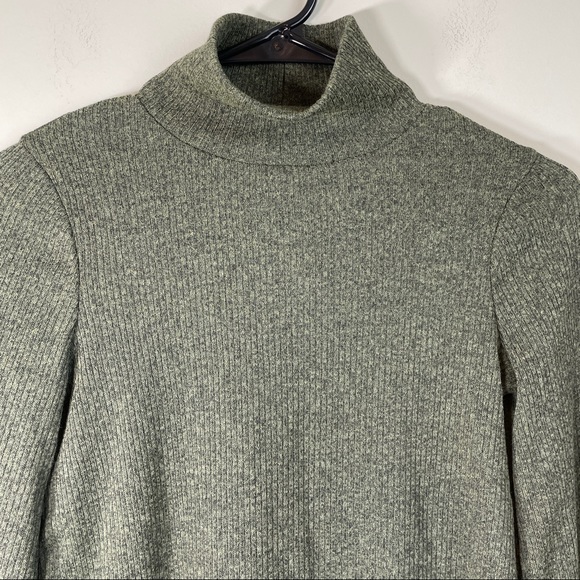 SOLD Madewell Heathered Bubble Sleeve Swing Turtleneck Sweater Olive Green - Picture 2 of 9